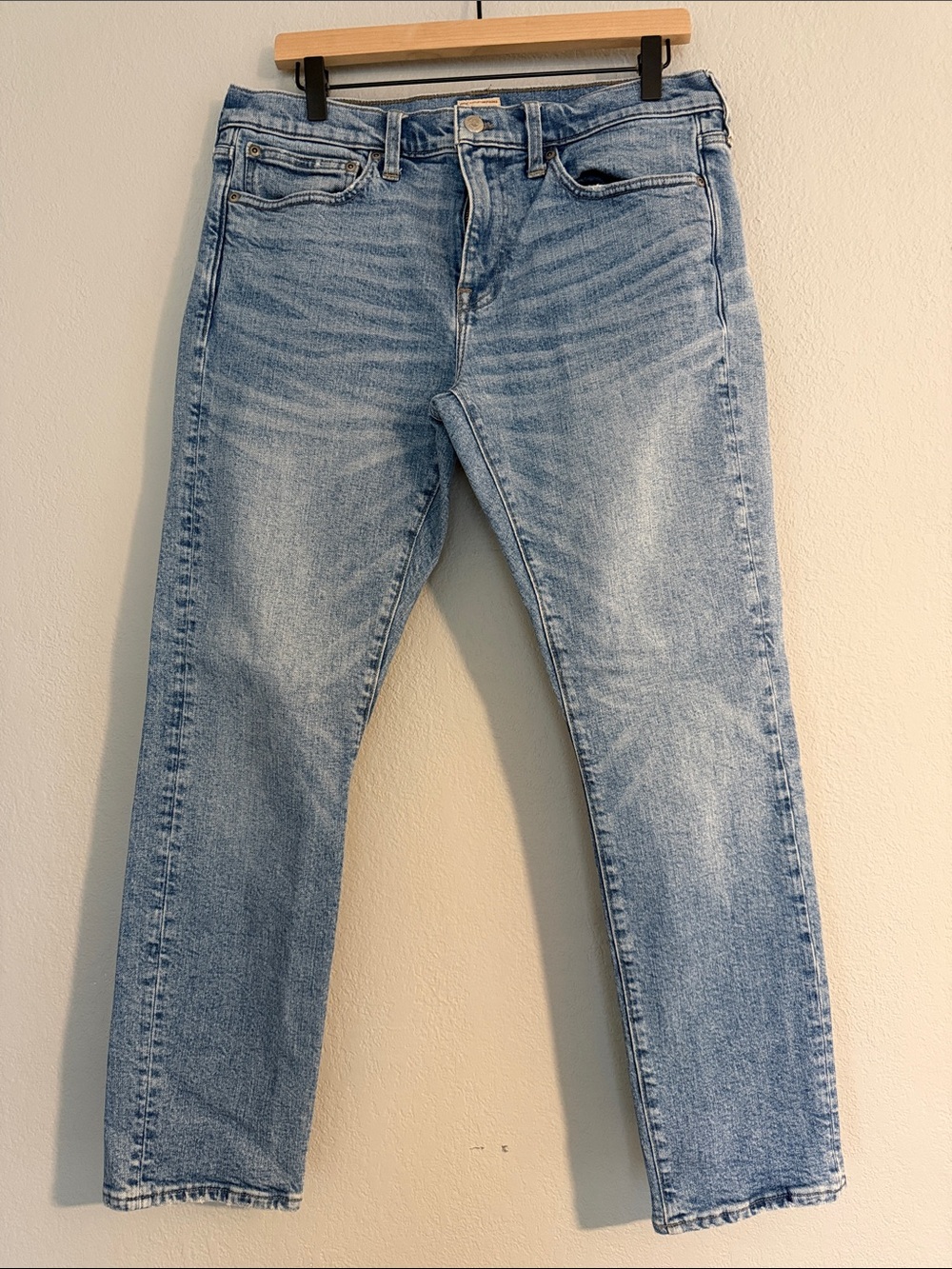 J. Crew Men's 484 Slim Fit Japanese Kaihara Denim Jeans in Size 33 x 30